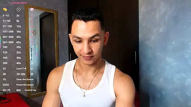 liuscast22 online show from November 19, 2025, 4:07 pm