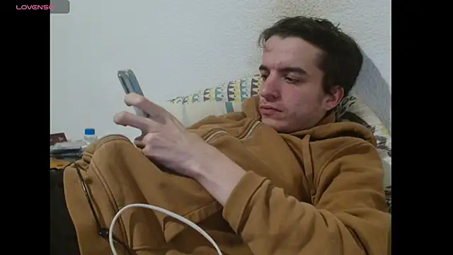 Tombgy07 online show from March 16, 2026, 9:39 pm