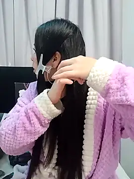 Snapshot of persefone_core chatting on November 13, 2025, 10:46 pm persefone core online show from November 13, 2025, 10:46 pm