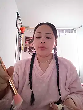 Snapshot of persefone_core chatting on January 18, 2026, 4:21 pm persefone core online show from January 18, 2026, 4:21 pm