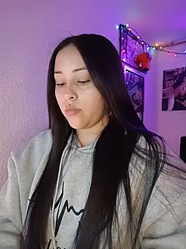 Snapshot of persefone_core chatting on November 19, 2025, 11:27 pm persefone core online show from November 19, 2025, 11:27 pm