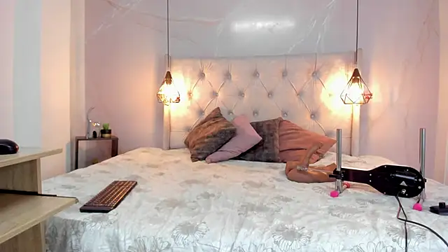 SakuraLee  online show from September 27, 2025, 1:50 pm