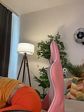 KittyKatyDream online show from June 24, 2026, 2:04 pm