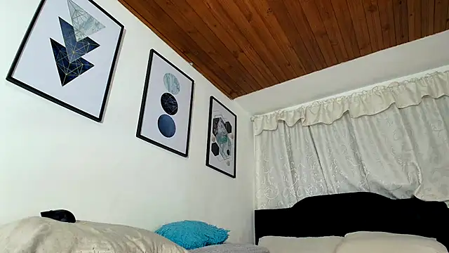 sam her online show from October 20, 2025, 11:49 pm