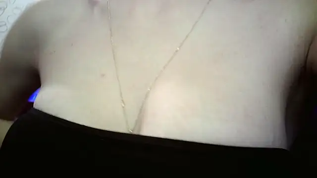 Snapshot of bariellass chatting on September 16, 2025, 12:28 pm bariellass online show from September 16, 2025, 12:28 pm