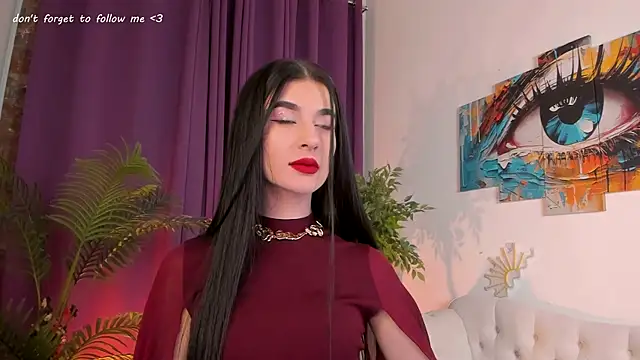LauraCoy online show from June 10, 2026, 9:27 pm