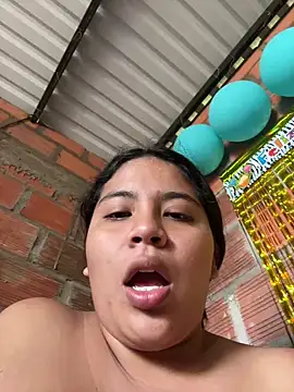 moncerrat luna online show from March 21, 2025, 2:40 pm