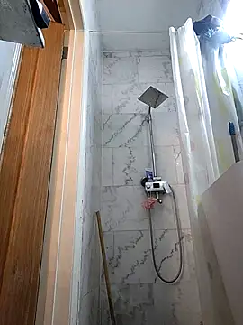 Snapshot of erbod_Johnny chatting on February 16, 2026, 10:18 pm erbod Johnny online show from February 16, 2026, 10:18 pm