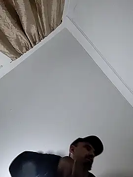 Snapshot of erbod_Johnny chatting on March 12, 2026, 6:34 pm erbod Johnny online show from March 12, 2026, 6:34 pm