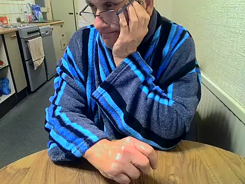 daddyflash online show from October 25, 2025, 10:32 pm