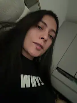 Sophie  Foxxx online show from March 20, 2026, 9:05 pm