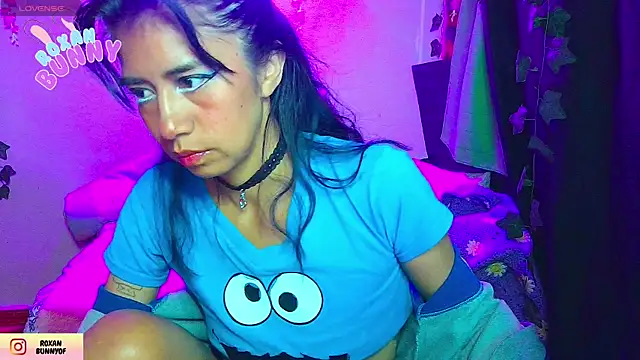 Roxanbunny1 online show from January 13, 2026, 1:31 am