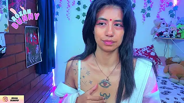 Roxanbunny1 online show from June 22, 2026, 4:15 pm