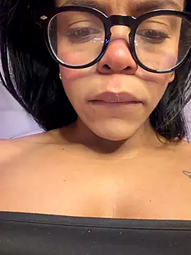 Charly  online show from June 17, 2026, 3:39 am