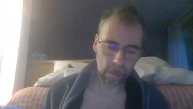 ptitcanard60600 online show from October 20, 2025, 5:02 pm