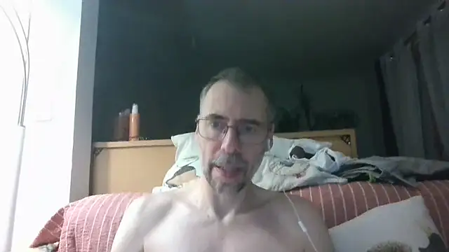 ptitcanard60600 online show from August 6, 2026, 9:54 pm