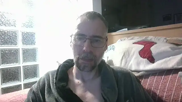 ptitcanard60600 online show from April 30, 2026, 11:53 pm
