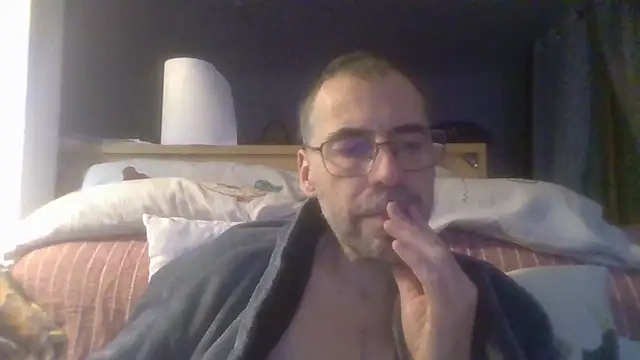 ptitcanard60600 online show from December 14, 2025, 11:10 pm