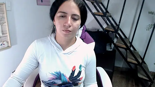 samantha baby  online show from October 9, 2025, 8:53 pm