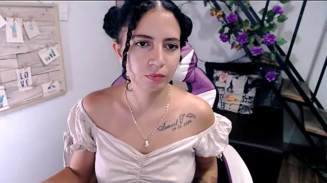samantha baby  online show from August 5, 2026, 9:53 pm