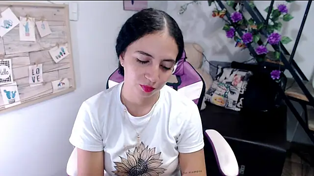 samantha baby  online show from July 18, 2026, 5:54 pm