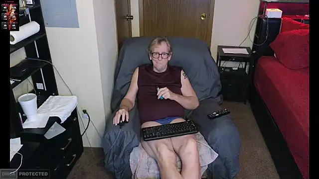 Lusty Kinks online show from December 29, 2024, 4:18 pm