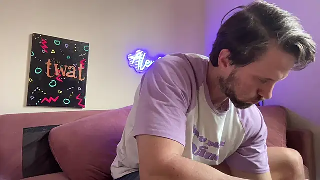 alexmannd online show from April 9, 2026, 4:24 pm