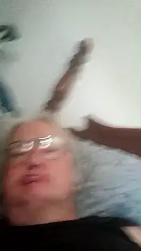 graham1980 online show from September 29, 2025, 6:46 pm