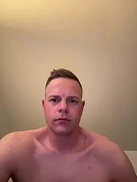 Danii0790 online show from May 7, 2026, 3:55 am