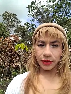 Evehampy online show from September 14, 2025, 6:52 pm