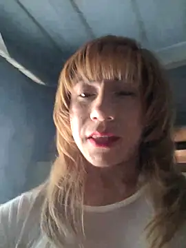 Snapshot of Evehampy chatting on March 22, 2026, 5:47 pm Evehampy online show from March 22, 2026, 5:47 pm