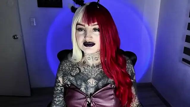 Snapshot of Anaii_Gomez chatting on June 19, 2026, 4:57 pm Anaii Gomez online show from June 19, 2026, 4:57 pm