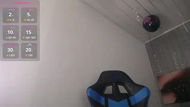 Charis 21 online show from October 8, 2025, 1:07 am