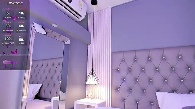 Victoriaxx  online show from September 11, 2025, 11:05 pm