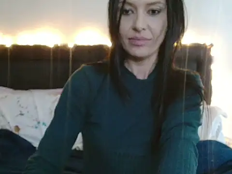 michelle105 online show from May 27, 2026, 1:57 am