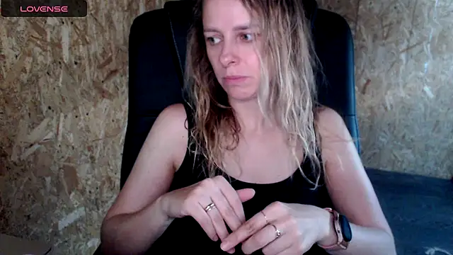 Snapshot of las_sweet chatting on June 30, 2026, 4:07 pm las sweet online show from June 30, 2026, 4:07 pm