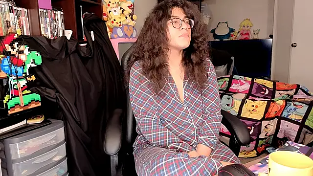 ShinyCherub online show from February 10, 2026, 2:32 am