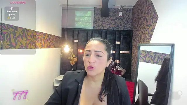KatteMilf online show from June 5, 2026, 12:22 pm
