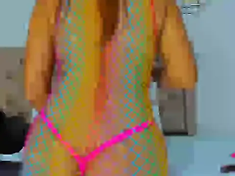 KeryHillson online show from September 22, 2025, 11:49 am