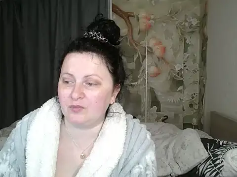 Lillian2 online show from June 9, 2026, 9:16 pm