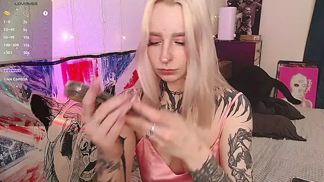 soalice online show from February 25, 2025, 1:43 pm