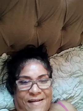 Snapshot of Delicy1 chatting on March 27, 2026, 11:33 am Delicy1 online show from March 27, 2026, 11:33 am