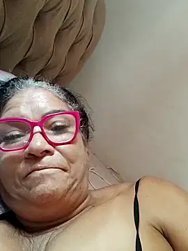 Delicy1 online show from January 5, 2025, 1:26 pm