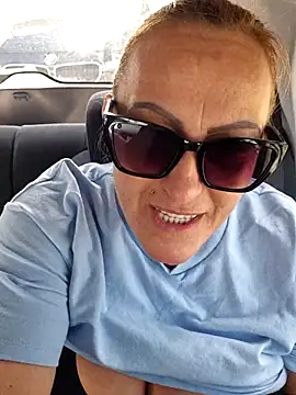 Isabellaa04 online show from July 22, 2026, 11:34 am