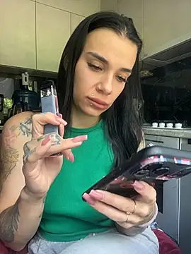Snapshot of Queen_of_pain chatting on June 29, 2026, 6:42 am Queen of pain online show from June 29, 2026, 6:42 am