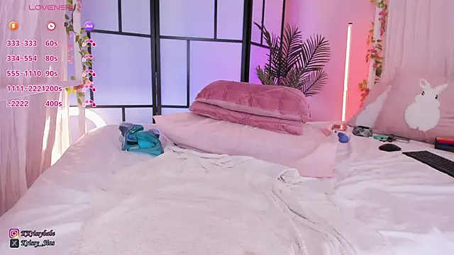 KrissySinsx online show from March 21, 2026, 8:19 am