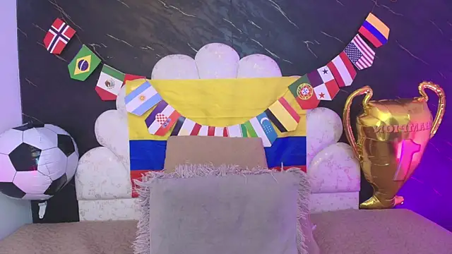  MiaBrown  online show from July 3, 2026, 12:11 pm