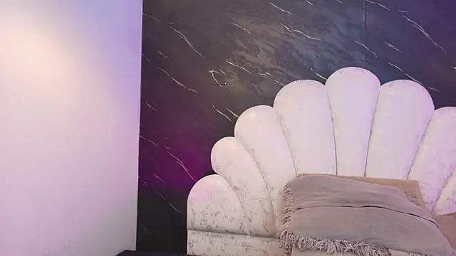  MiaBrown  online show from August 1, 2026, 12:03 pm