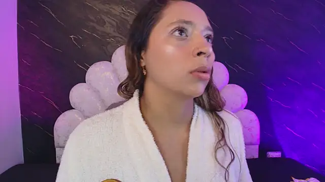Snapshot of _MiaBrown_ chatting on May 13, 2026, 12:12 pm MiaBrown online show from May 13, 2026, 12:12 pm
