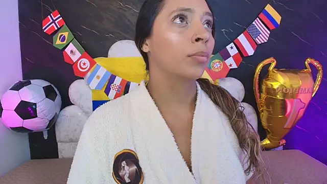  MiaBrown  online show from June 27, 2026, 12:11 pm